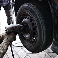 Precizările RAR despre anvelopele „all season”. Când trebuie șoferii să pună pe mașină cauciucurile de iarnă