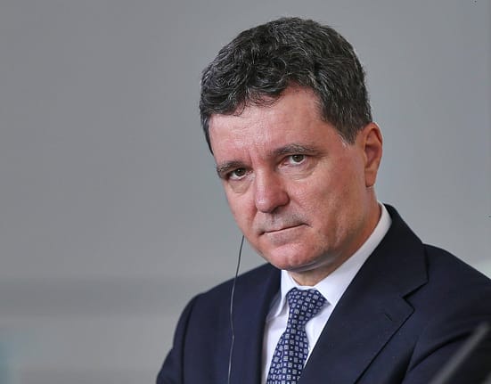 Războiul (civil) pentru „reformarea României” și o ecuație pentru matematicianul Dan