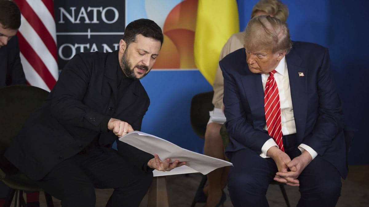 Trump i-a propus lui Zelenski garanţii de securitate echivalente cu articolul 5 al Tratatului NATO
