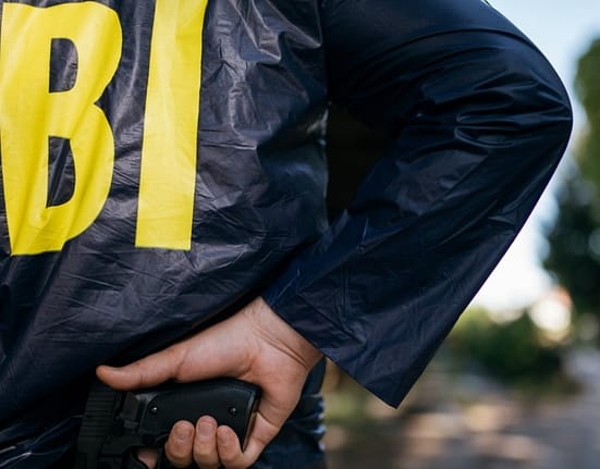 Alertă în Utah, după ce sub o maşină a presei a fost descoperit un dispozitiv exploziv. Suspectul, acuzat de terorism, anchetat de FBI