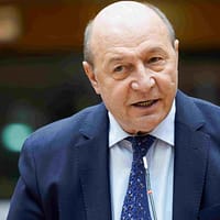 Băsescu, anunț bombă: Fără măsuri dure, o să vindem Porțile de Fier, Portul Constanța, Portul Midia, Aeroportul Otopeni
