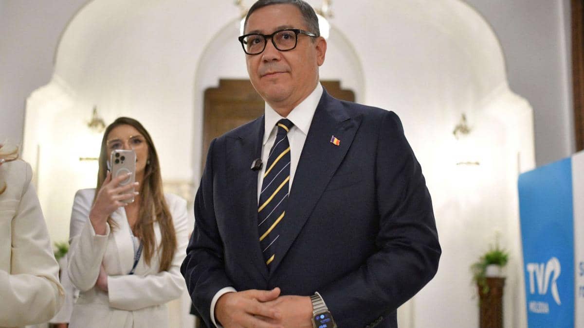 Liderii PSD îl atacă pe Ponta: reformele reale nu se fac cu cei care au fugit la greu și au trădat