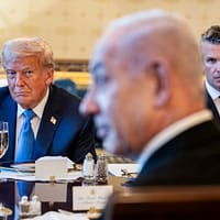 Trump își completează declarația inițială și arată clar cu degetul spre Netanyahu: „Din păcate, prea târziu pentru a opri atacul” Israelului asupra Qatarului