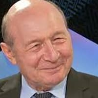 Traian Băsescu: „PNL și PSD trebuie să se reformeze / Un guvern minoritar nu este o soluție într-o situație de criză”