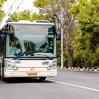 Liniile de transport 90 şi 104 vor avea duminică program prelungit, cu ocazia meciului FCSB
