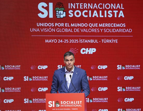 Internaționala Socialistă cere eliberarea din închisoare a primarului Istanbulului. Pedro Sanchez s-a întâlnit cu Erdogan