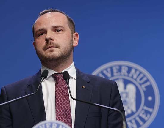 Ministrul Sănătății trimite Corpul de Control la clinica medicului Marek Vâlcu / Snoop a scris că chirurgul vedetelor face operații ORL, fără specialitate ORL, și le impune pacientelor să nu se adreseze justiției