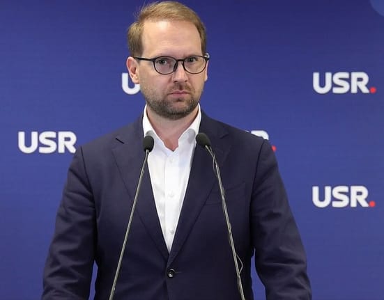 Dominic Fritz îi cere lui George Simion să respecte rezultatul alegerilor și legitimitatea preşedintelui ales. „Fiţi patrioţi!”