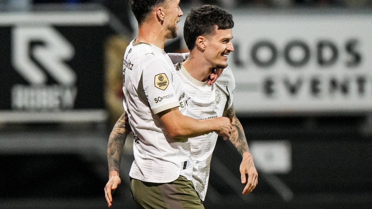 „Crucial!” Reacția olandezilor după ce Dennis Man a fost eroul lui PSV Eindhoven la două minute după intrarea pe teren