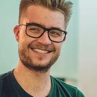 8 comportamente subtile care te fac mai plăcut și mai demn de încredere, conform psihologilor