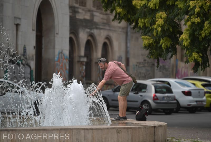 Alerta de caniculă a fost prelungită / Avertizare de furtuni și vijelii în jumătatea de nord a țării