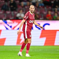 Islam Slimani a „spart gheața” la CFR Cluj și s-a luat de arbitraj: „Nu a fost penalty!”