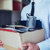 Tăvălugul concedierilor a pornit. Ce domenii sunt afectate și ce ar trebui să facă angajații. Sfaturi de la specialiști