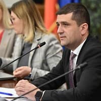 Ministrul Miruță anunță că România deține o resursă care le lipsește multora și care poate fi cheia independenței de China: Grafenul