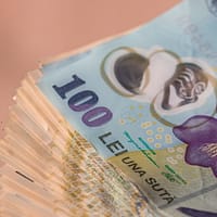 Salariile de nabab ale șefilor din ANRE, ASF și ANCOM vor fi reduse cu 30%