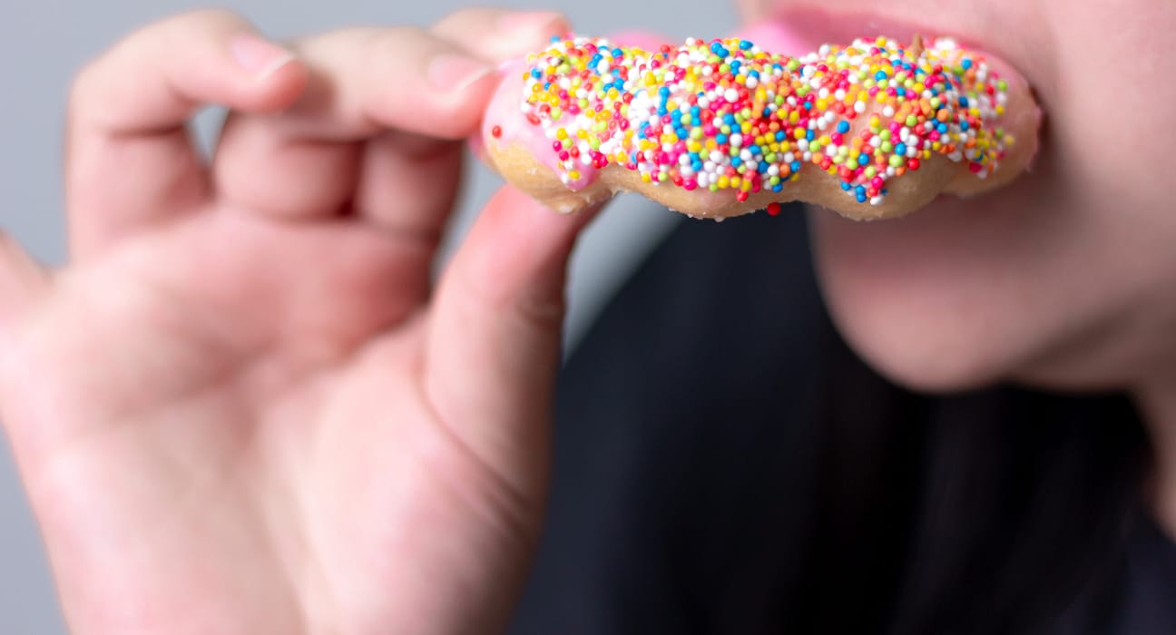 Atenție la pofta de dulce! Ce dezechilibru se poate ascunde în spatele ei