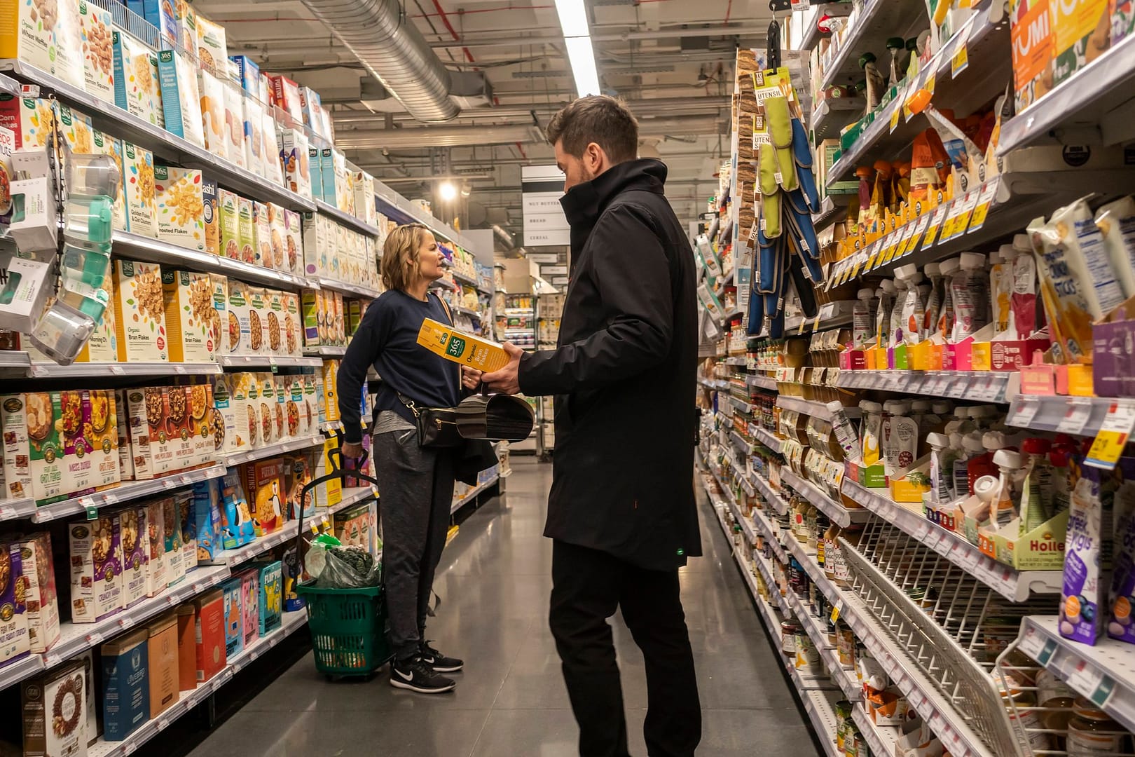 La Cocoș devine cea mai puternică rețea locală din comerțul alimentar. Plan accelerat de extindere