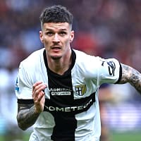 Dennis Man, aproape de transferul verii » Rivala Parmei din Serie A a intrat pe fir: „Au sosit solicitările în ultimele ore”