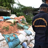 Conflictul reaprins între Thailanda și Cambodgia pune față în față doi adversari inegali. Cât de puternice sunt armatele lor