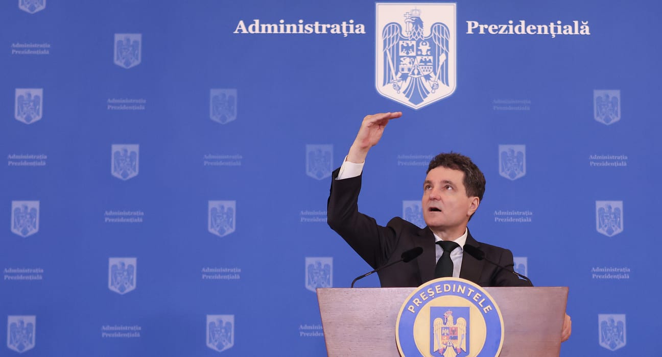 Încrederea românilor în Nicușor Dan, la început de mandat, comparativ cu Băsescu și Iohannis