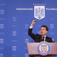 Încrederea românilor în Nicușor Dan, la început de mandat, comparativ cu Băsescu și Iohannis