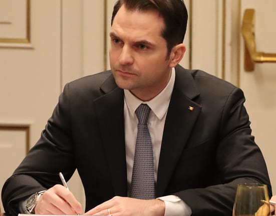 Mesajele uluitoare pe care Sebastian Burduja spune că le-a primit: „Nu îmi este frică și voi depune plângere penală”