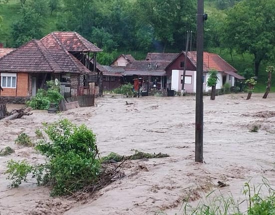 Consiliul Județean Suceava alocă 4 milioane lei pentru localitățile afectate de inundații