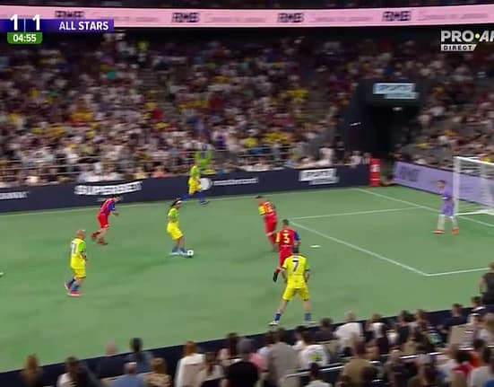 Meciul lui Ronaldinho la Sports Festival e ACUM pe VOYO & Pro Arena | Repriza secundă, la fel de ”agitată” ca prima parte