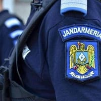 Amenzi date de Jandarmerie în timpul ceremoniei la care Ilie Bolojan a fost huiduit
