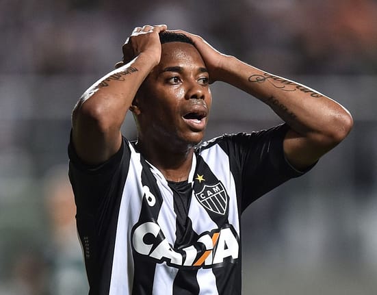 Robinho, prostia se plătește scump: fostul star brazilian rămâne după gratii