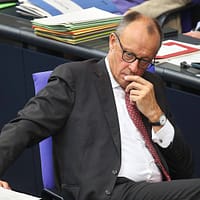 Planul Germaniei pentru finanțarea Ucrainei, prin folosirea banilor Rusiei, prezentant de Merz. De ce echivalează, practic, cu o confiscare