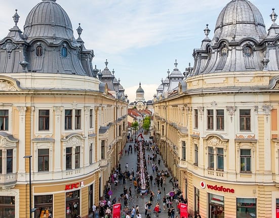 Val de reacții după ce o femeie a fost agresată verbal în Cluj pentru că vorbea în maghiară la telefon