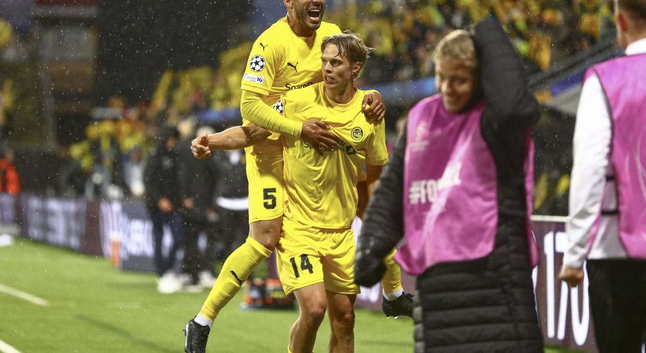 Seara extremelor în play-off-ul UCL! Autogol, cartonașe roșii și un scor de 5-0