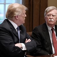 John Bolton, fost consilier al lui Donald Trump, a fost pus sub acuzare. Al treilea adversar politic important care este vizat penal în ultimele săptămâni