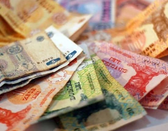 Euro și dolarul se depreciază în raport cu leul moldovenesc: Cursul afișat de BNM