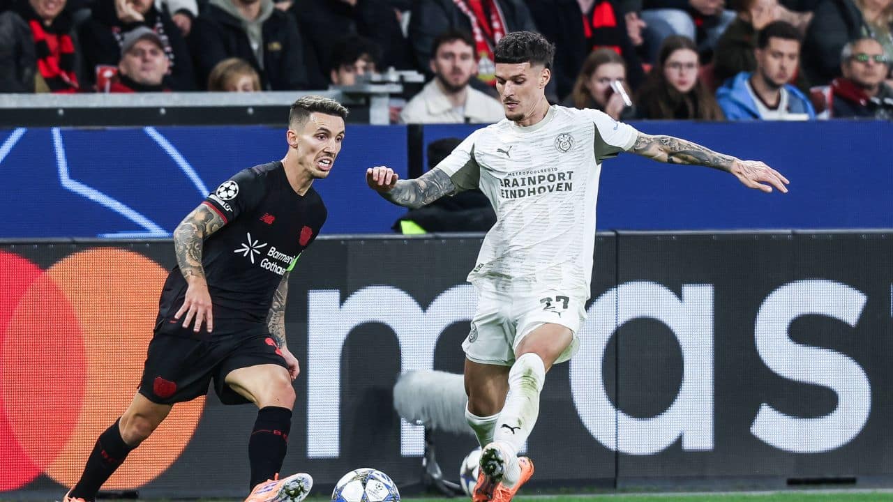 Ce notă a primit Dennis Man pentru 73 de minute în Bayer Leverkusen -1