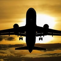 Anunț important al unei companii aeriene: Zborurile de pe Aeroportul Băneasa, mutate temporar pe Otopeni