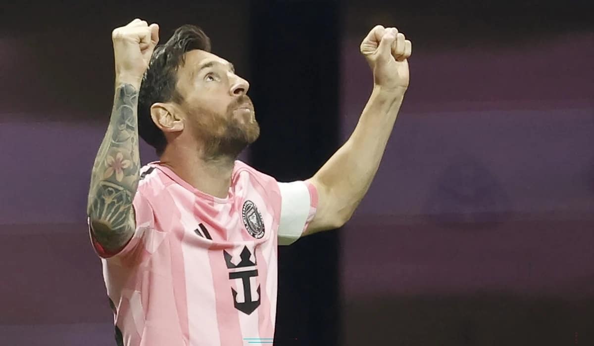 Messi își continuă cariera departe de fotbalul mare