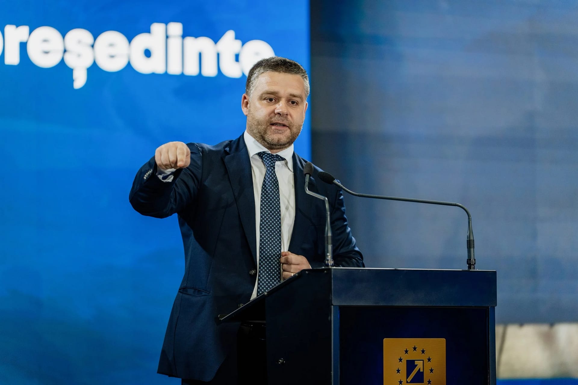Ciprian Ciucu este de părere că în Kiseleff se pregătește exit-ul din Guvern / Sursa foto: Facebook