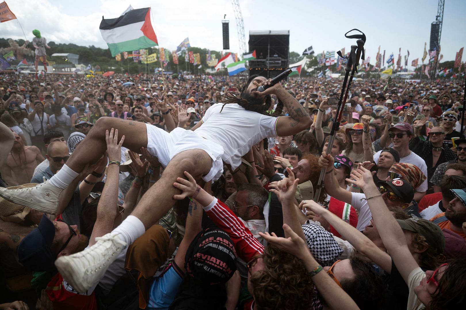 Scandări anti-Israel la Glastonbury: „Moarte pentru IDF” / Replica neașteptată a unui ministru britanic