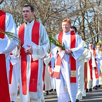 Procesiune în cinstea Sfântului Papă Ioan Paul al II-lea, duminică, pe străzile Capitalei