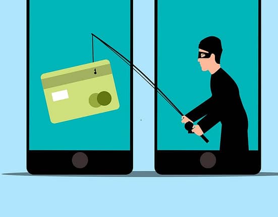 13 români arestați pentru atacuri de tip phishing asupra fiscului britanic. Prejudiciul, peste 63 de milioane de dolari