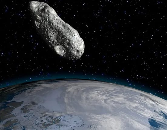 Un asteroid de dimensiunea unui autobuz se îndreaptă spre Pământ. Cât de periculos este