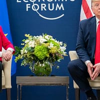 Comisia Europeană: Ursula von der Leyen a avut o discuție telefonică constructivă cu Donald Trump