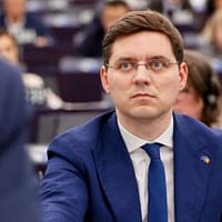 Victor Negrescu: Cred în promovarea industriei românești pe piețele internaționale