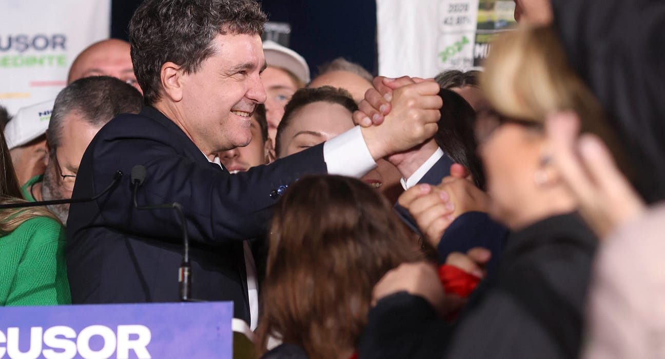 Cum s-au împărțit voturile în diaspora între Nicușor Dan și George Simion. Diferența dintre cei doi a fost de 191.000 de voturi