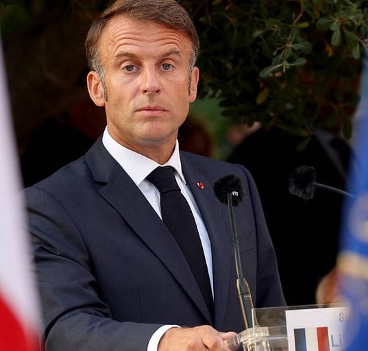 Macron: Marea Britanie și Franța trebuie să pună capăt dependenței de SUA și China