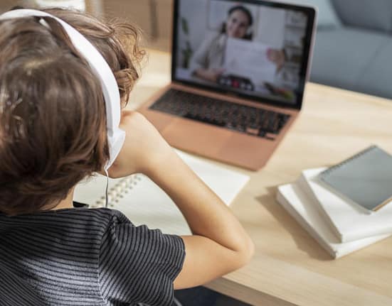 Maturitatea digitală la 16 ani. Interzis pentru minori pe rețele! Premieră în România