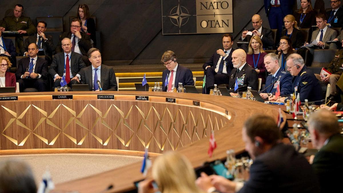 Europa îl acuză pe Putin că mimează interesul pentru pace. Aliații cresc sprijinul pentru Ucraina