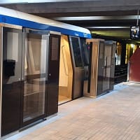 ALERTĂ O femeie pe șinele de metrou, la stația Crângași: A fost lovită în plin